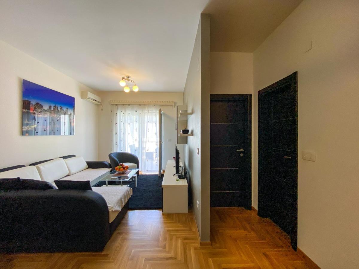 Apartments Luka Bu2 Budva Ngoại thất bức ảnh